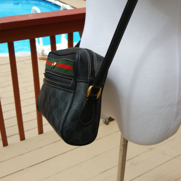 Gucci Black Coated Canvas Crossbody Camera Bag - Picture 14 of 15